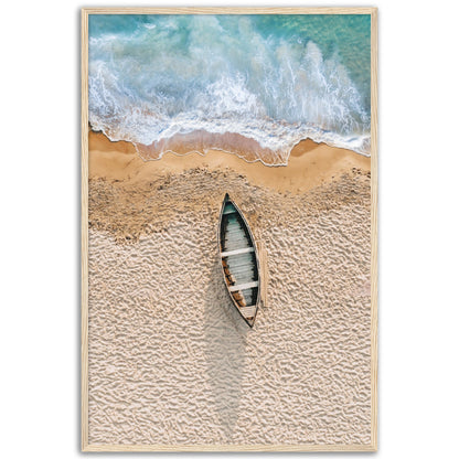 Boat at empty beach.